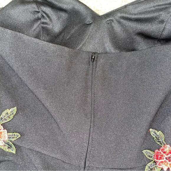 - B Darlin Juniors' Embroidered Strapless Fit & Flare Dress Size 11/12 bla… - Picture 10 of 11